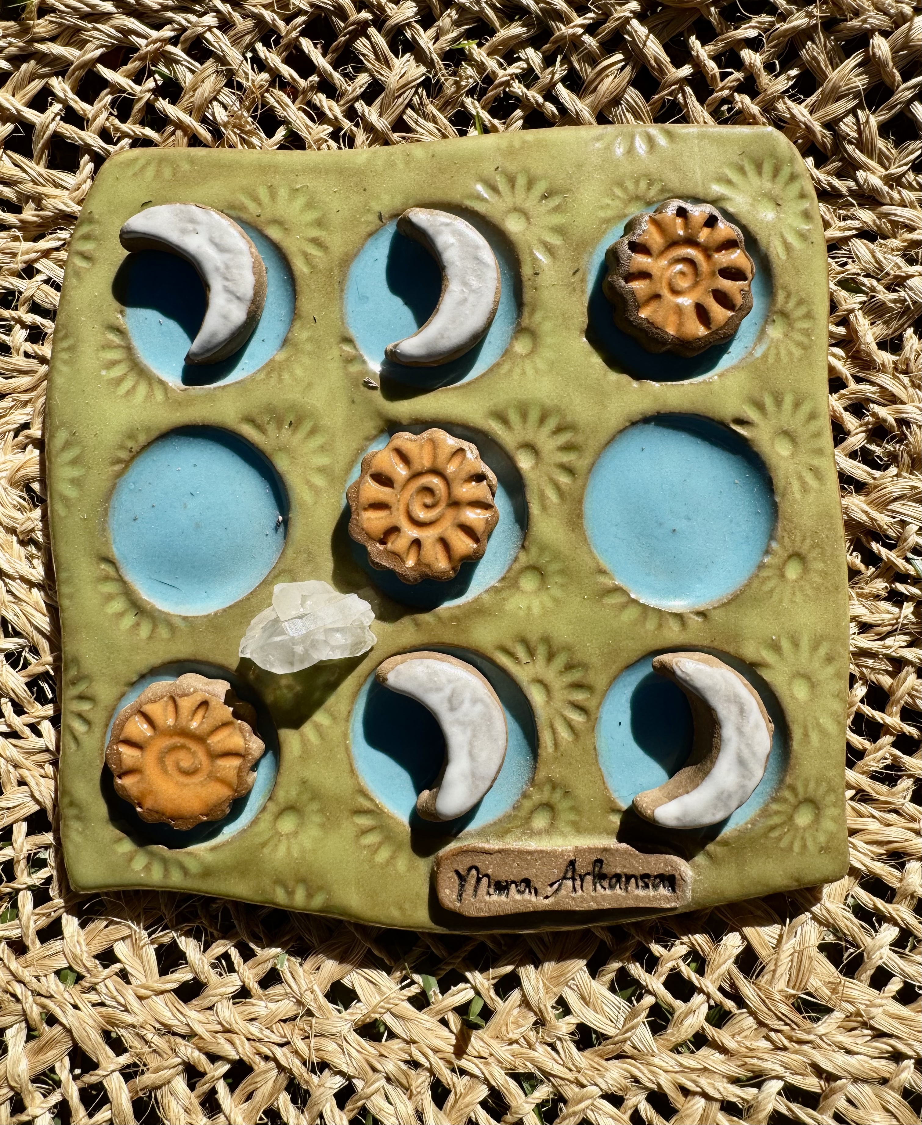 Create a Tic Tac Toe Game - hand building in clay for Beginners sample